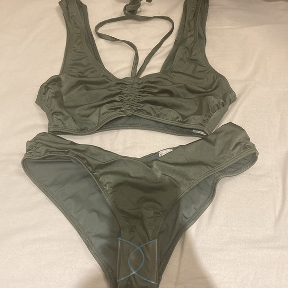 ASOS Design slinky crop top - Picture 4 of 4